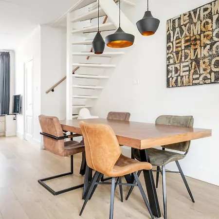 The Family House Αλκμάαρ