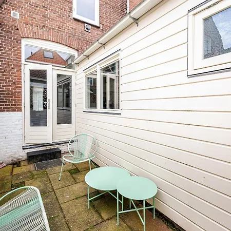 The Family House Διαμέρισμα *