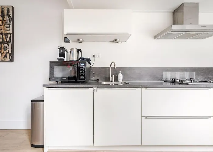 아파트 The Family House *